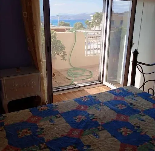 Apartamento κορινθιακός *